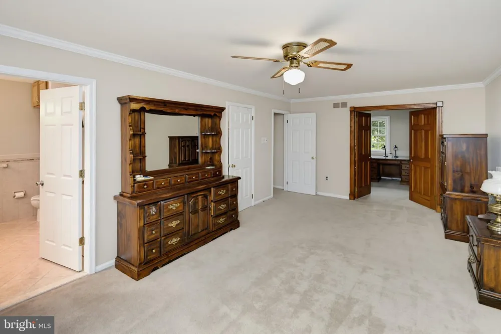 200 TRAPPE LANE Langhorne, PA 19047