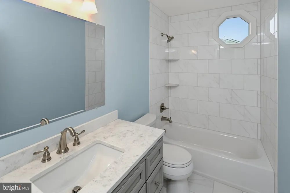 200 TRAPPE LANE Langhorne, PA 19047