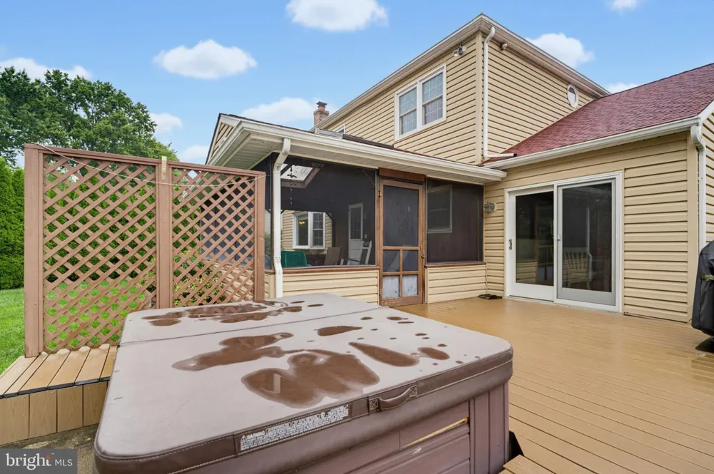 200 TRAPPE LANE Langhorne, PA 19047