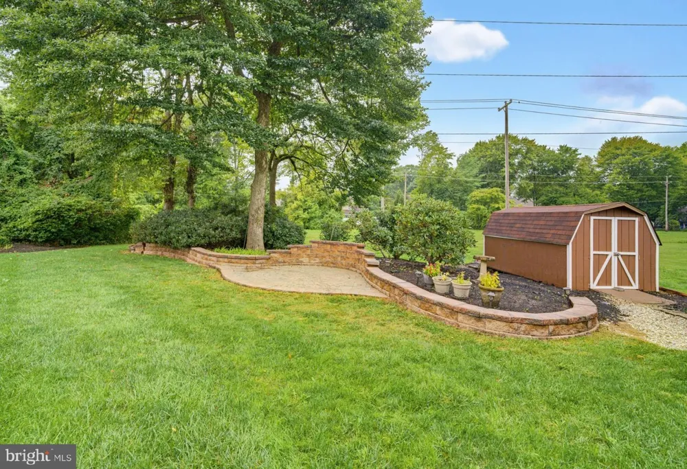 200 TRAPPE LANE Langhorne, PA 19047