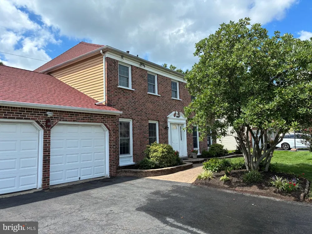 200 TRAPPE LANE Langhorne, PA 19047