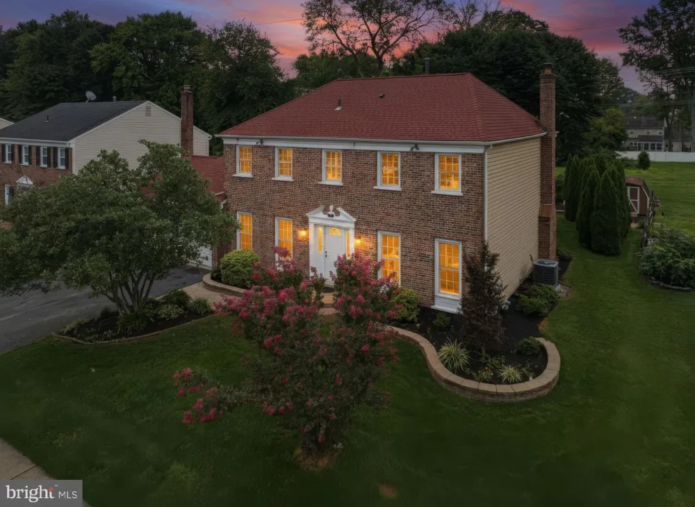 200 TRAPPE LANE Langhorne, PA 19047