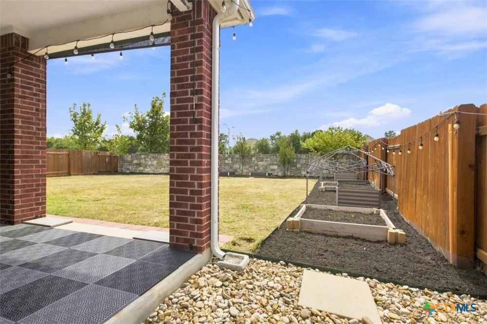 1117 Arbor Acres Loop Leander, TX 78641
