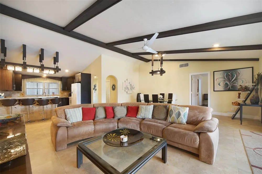 519 SE 20TH COURT Cape Coral, FL 33990