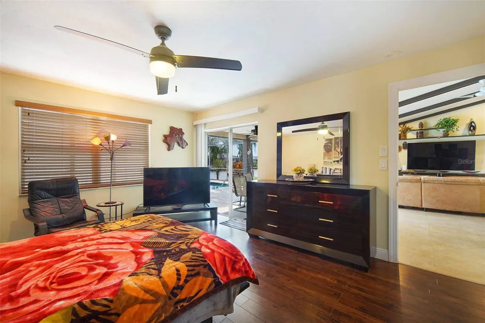 519 SE 20TH COURT Cape Coral, FL 33990