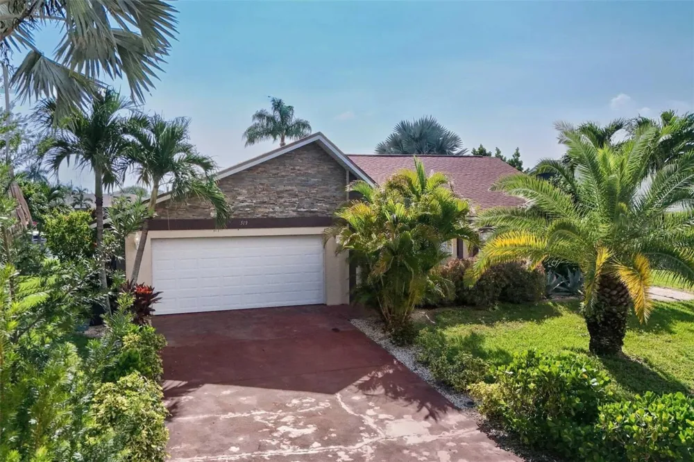 519 SE 20TH COURT Cape Coral, FL 33990