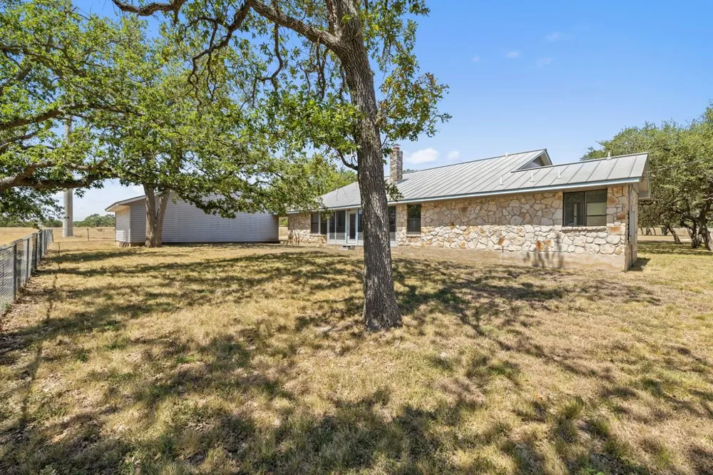 3701 US 290 Dripping Springs, TX 78620