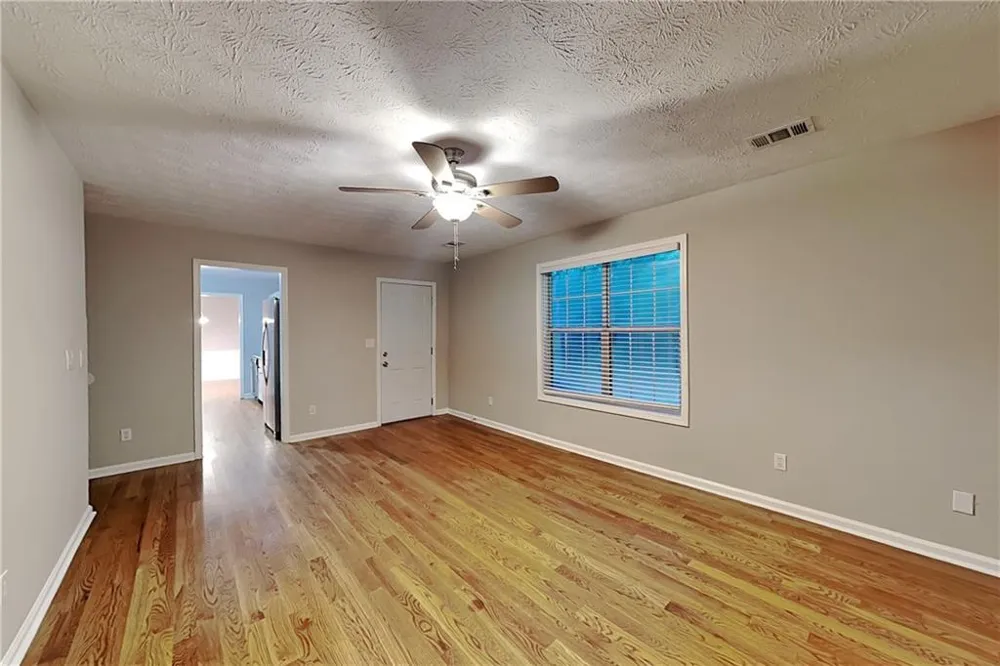 5027 Wesleyan Drive Woodstock, GA 30189