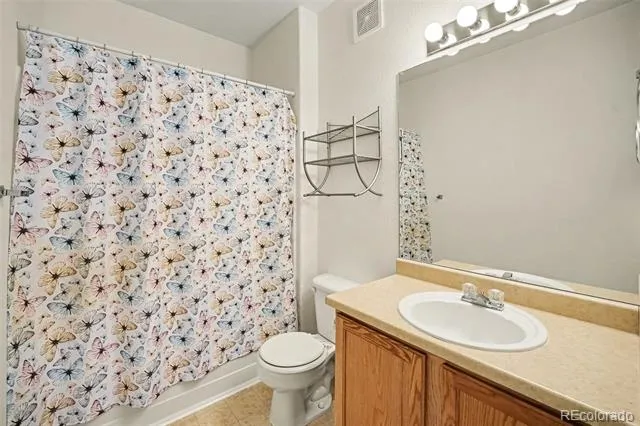 8972 Fox Drive #202 Thornton, CO 80260