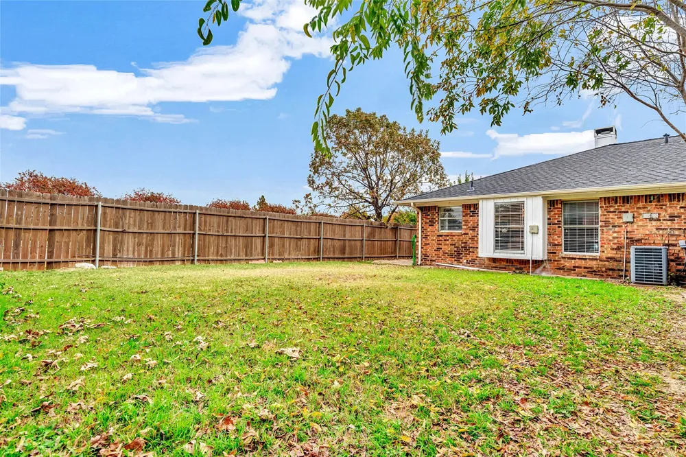 9831 windy ridge Road Frisco, TX 75033