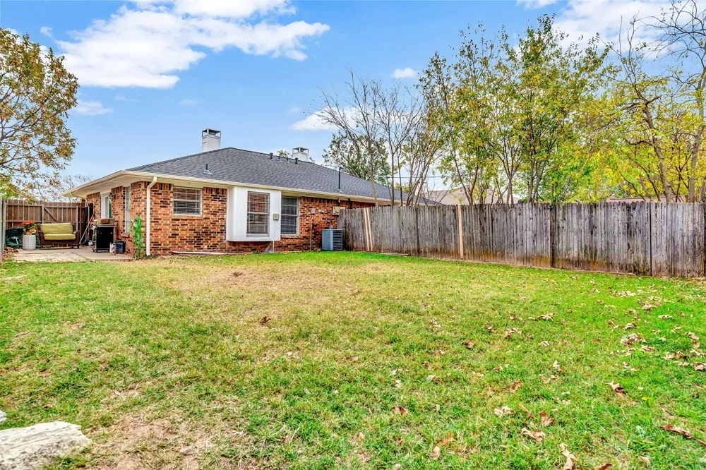 9831 windy ridge Road Frisco, TX 75033