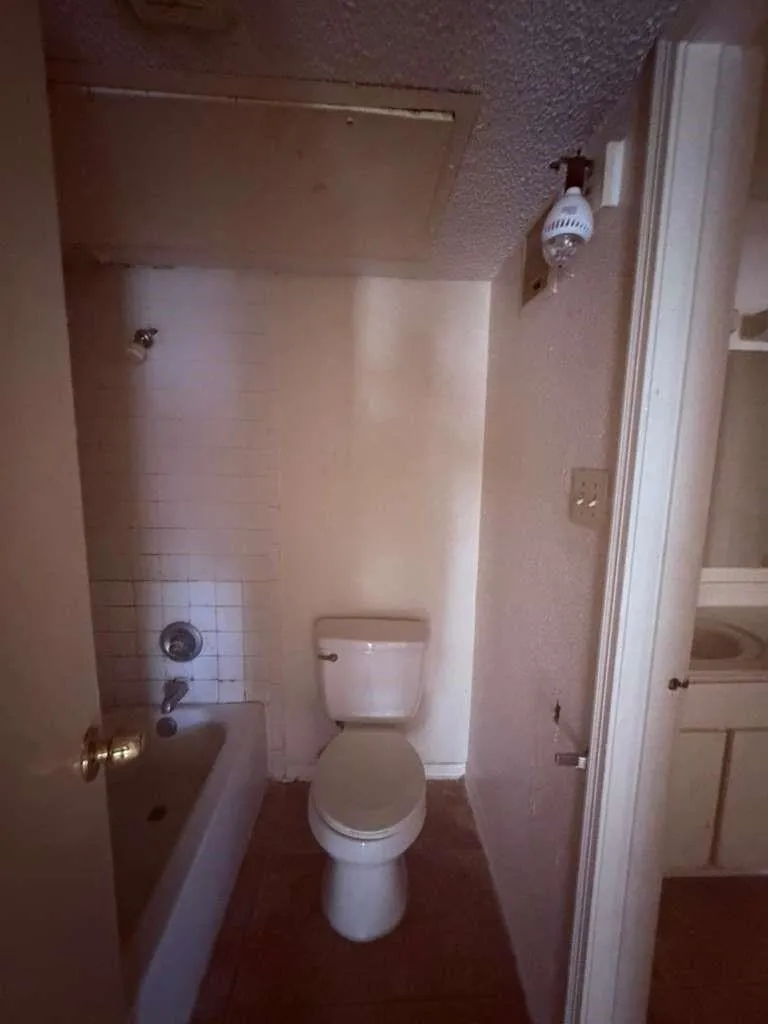 10101 S Gessner Road #702 Houston, TX 77071