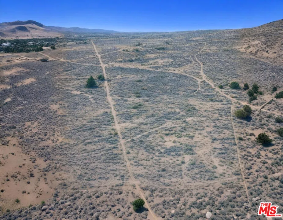 9 Rose Lane Lucerne Valley, CA 92356