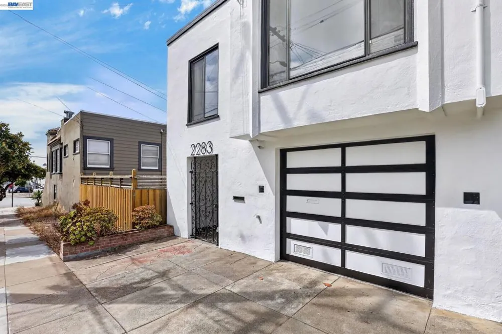 2283 30th Avenue San Francisco, CA 94116