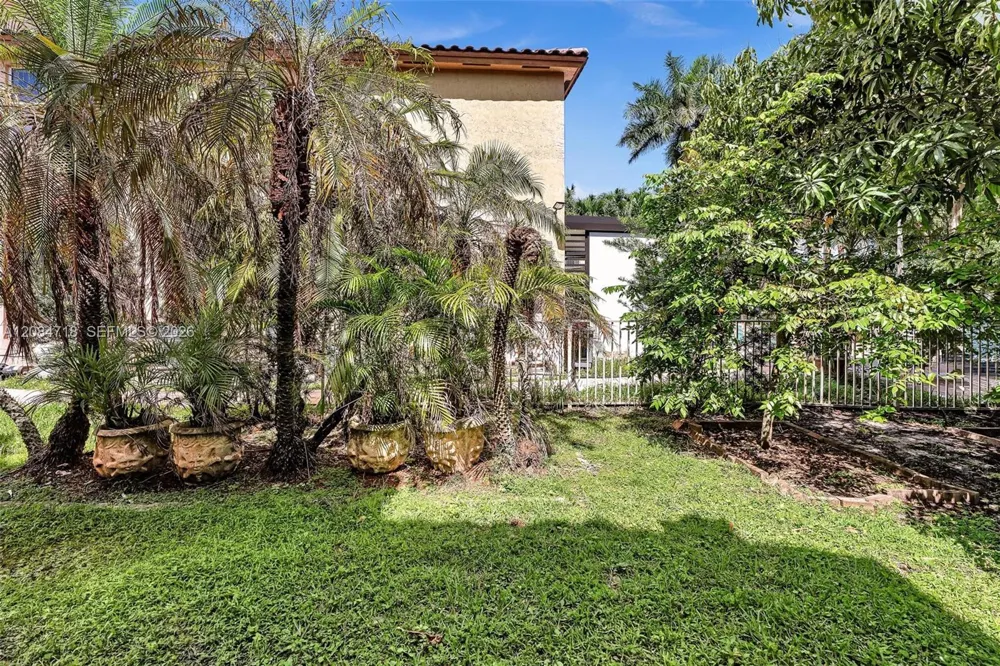 14044 SW 54th St Miramar, FL 33027