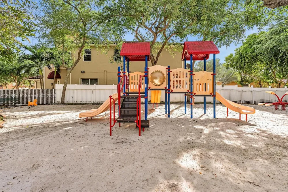 14044 SW 54th St Miramar, FL 33027