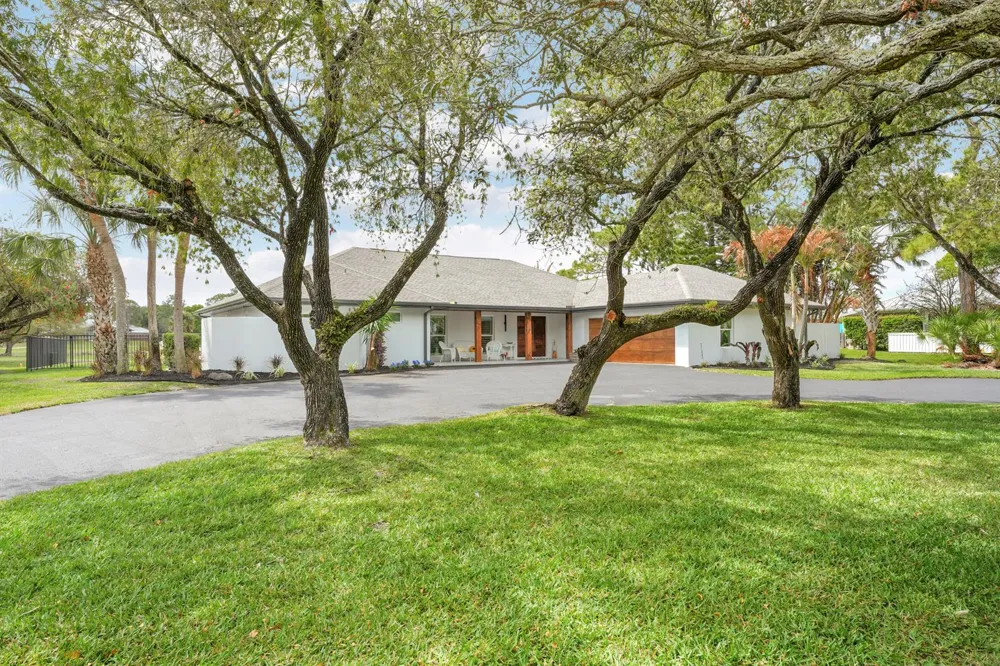 4042 SW BIMINI CIRCLE Palm City, FL 34990