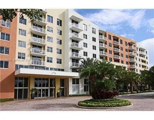 2775 NE 187th St #630 Aventura, FL 33180