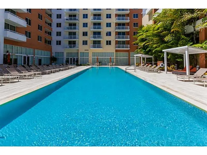 2775 NE 187th St #630 Aventura, FL 33180