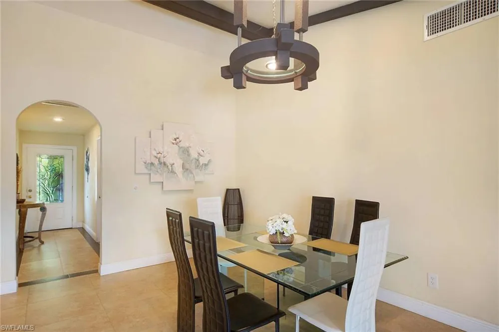 519 SE 20th Court Cape Coral, FL 33990