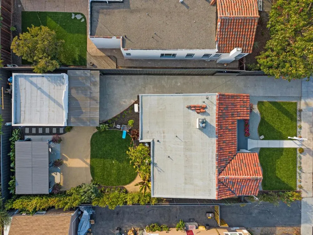 1124 Fay Street Redwood City, CA 94061