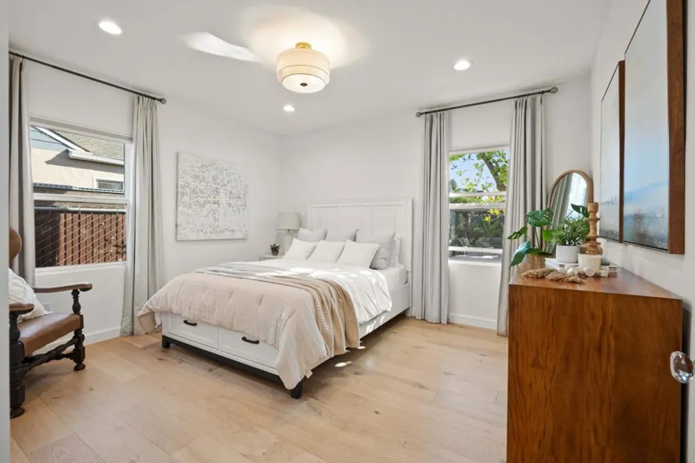 1124 Fay Street Redwood City, CA 94061