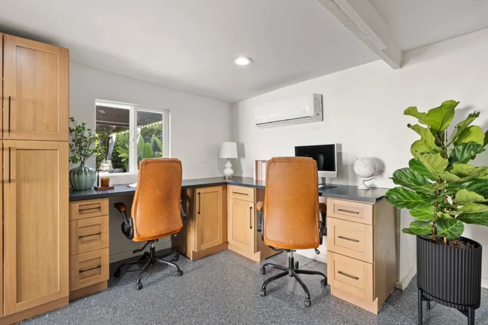 1124 Fay Street Redwood City, CA 94061