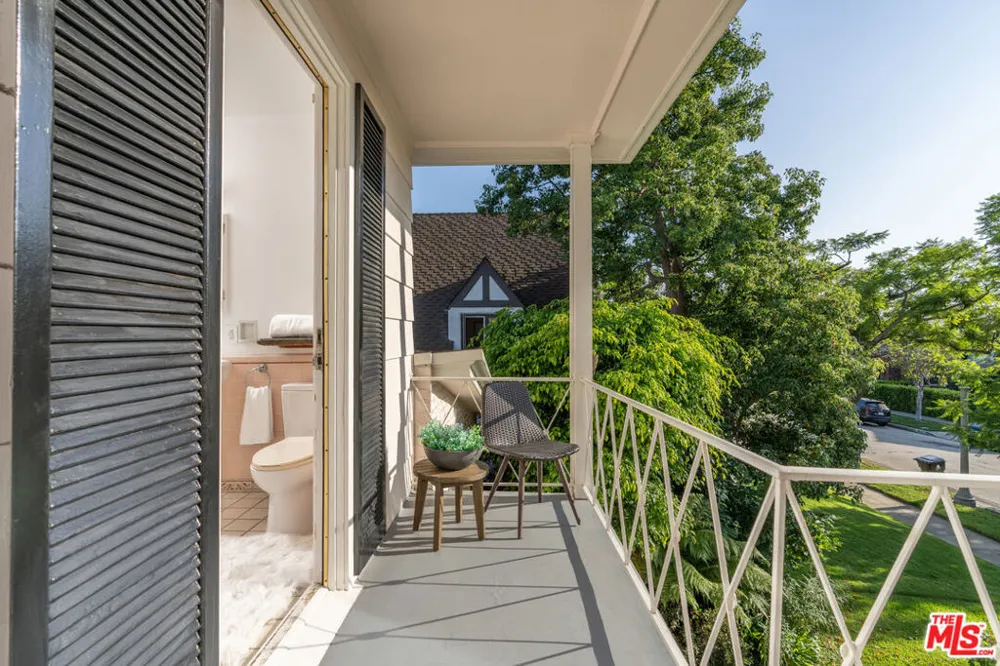 620 Cherokee Avenue Los Angeles, CA 90004