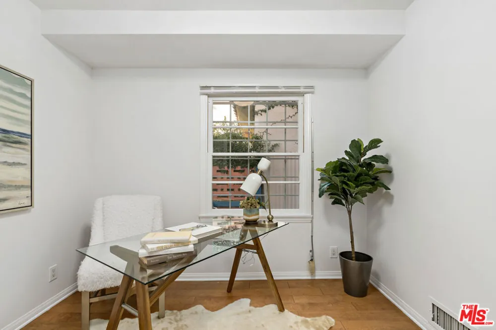 620 Cherokee Avenue Los Angeles, CA 90004