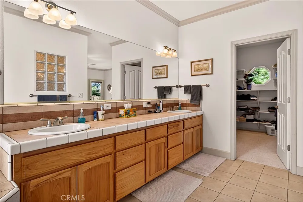 3560 Lonnie Paradise, CA 95969