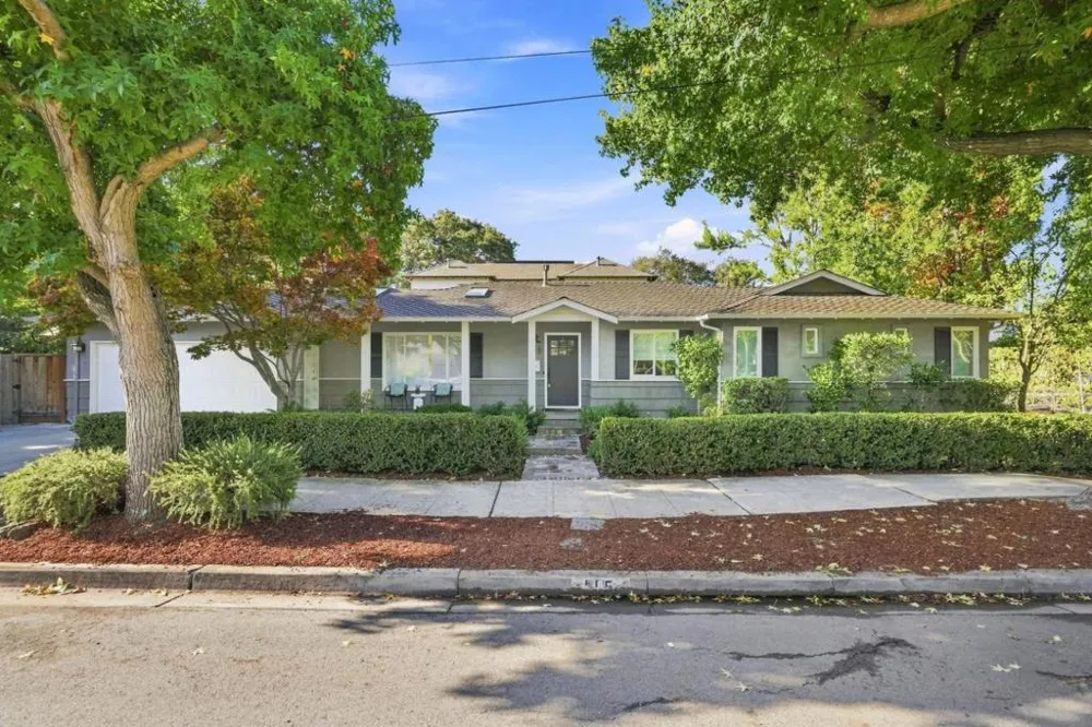 115 Walnut Street Menlo Park, CA 94025