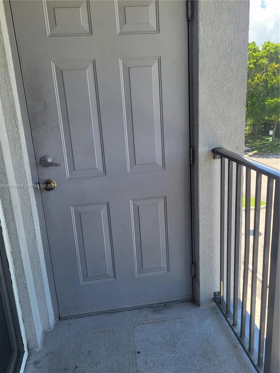 15460 SW 284th St #4302 Homestead, FL 33033