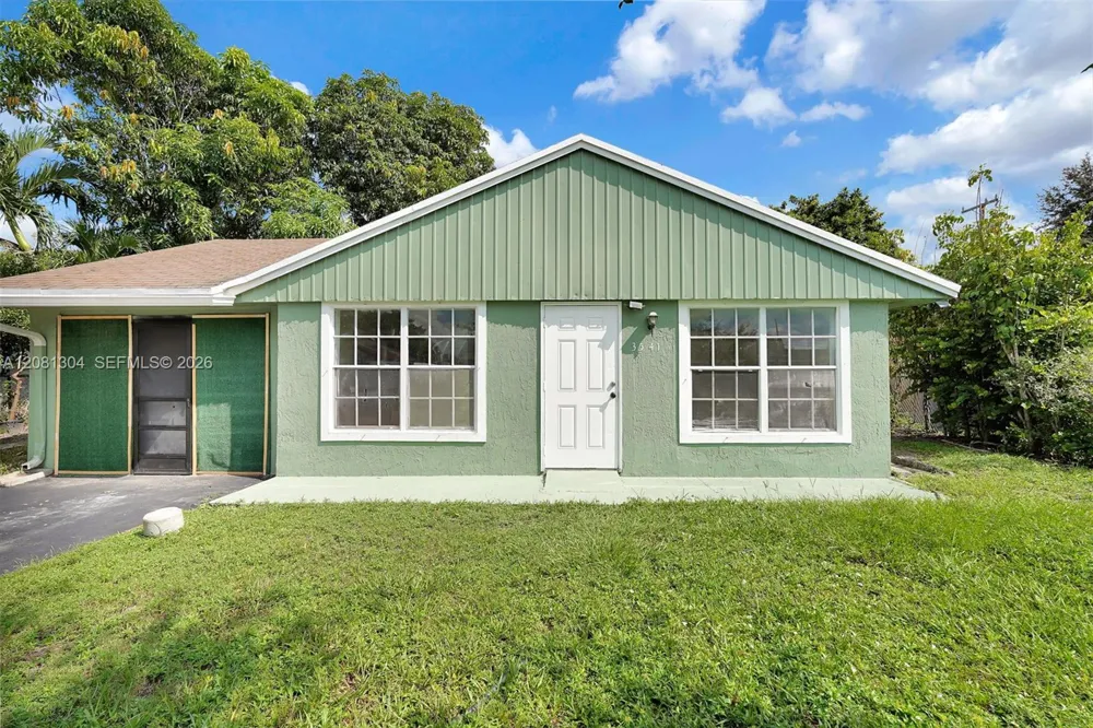 3541 NW 7th Pl #3541 Lauderhill, FL 33311