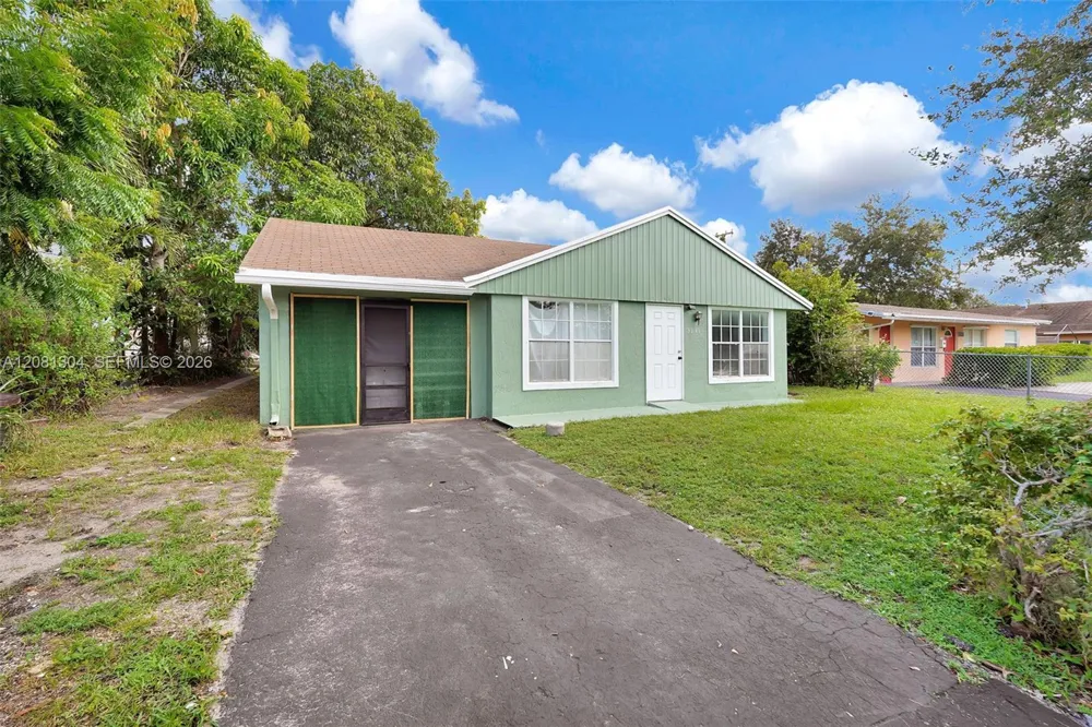 3541 NW 7th Pl #3541 Lauderhill, FL 33311
