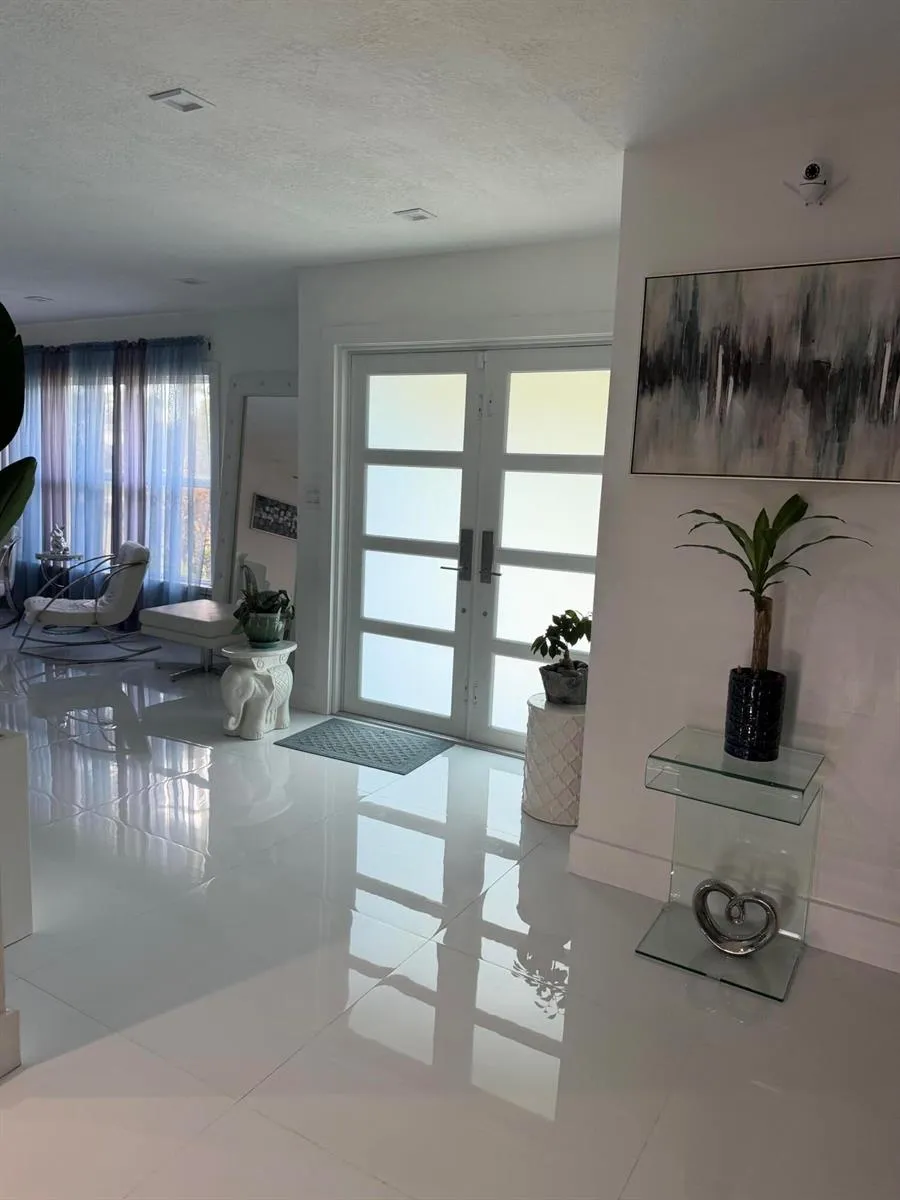 1325 SE Laconia Lane Port St. Lucie, FL 34983