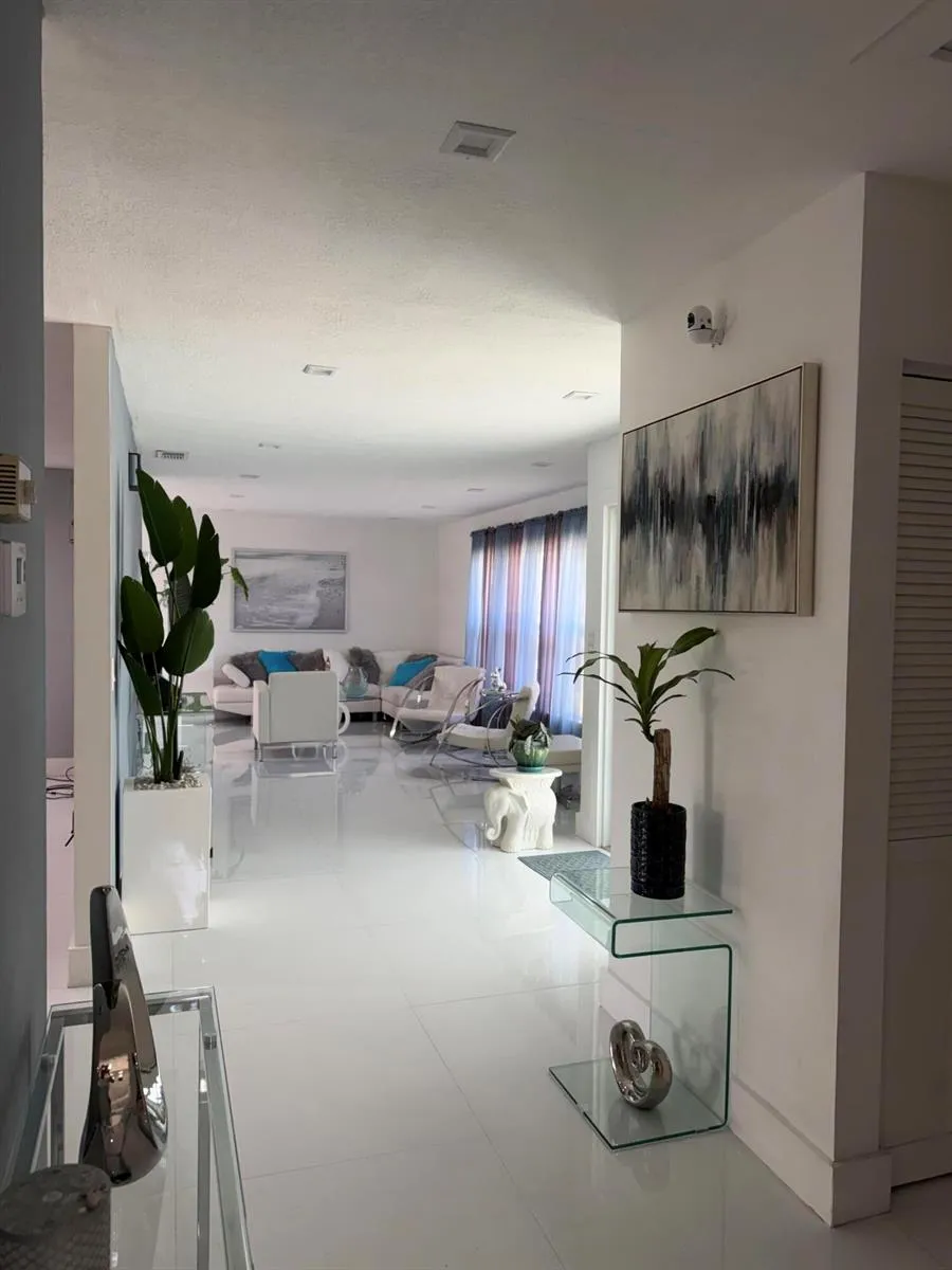 1325 SE Laconia Lane Port St. Lucie, FL 34983