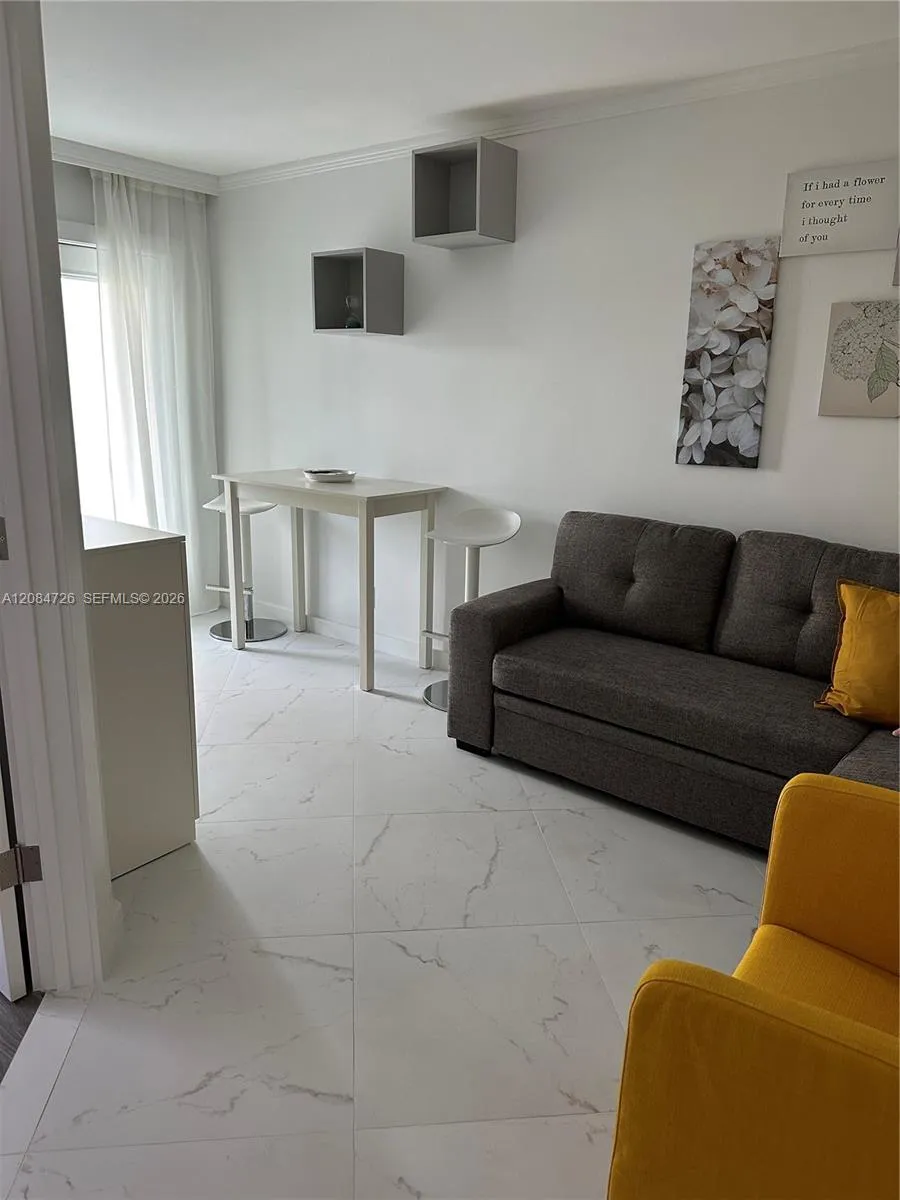 1333 E Hallandale Beach Blvd #423 Hallandale Beach, FL 33009