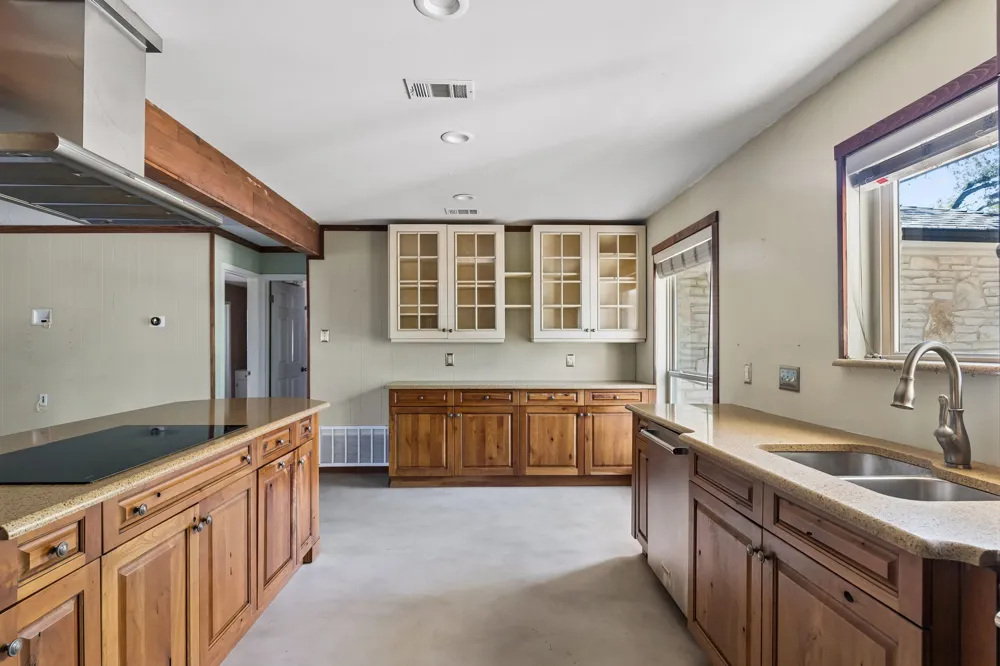 1105 Riviera Circle Cedar Park, TX 78613