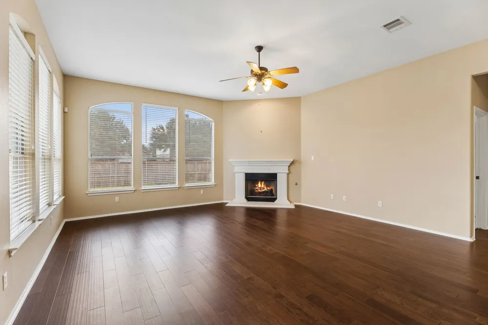 3400 Trickling Springs Way Pflugerville, TX 78660