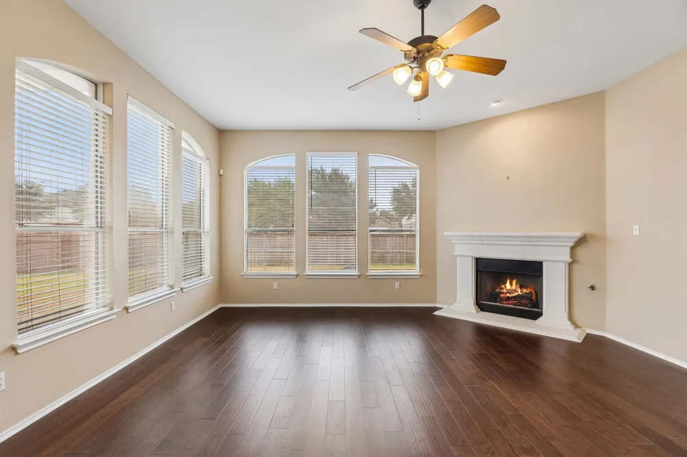 3400 Trickling Springs Way Pflugerville, TX 78660