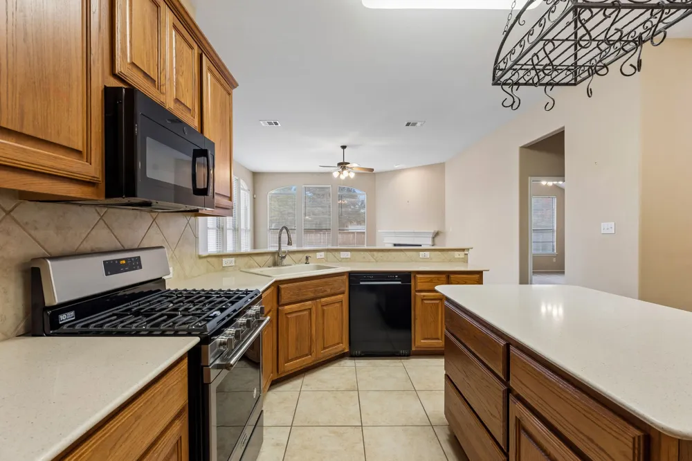 3400 Trickling Springs Way Pflugerville, TX 78660