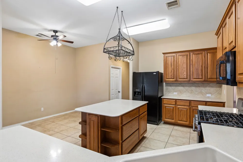 3400 Trickling Springs Way Pflugerville, TX 78660