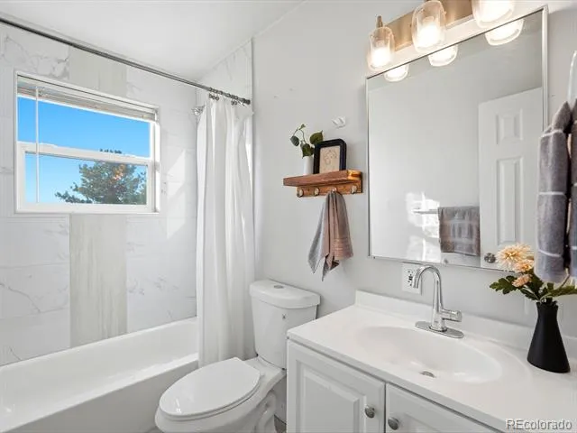 4363 S Eagle Circle Aurora, CO 80015