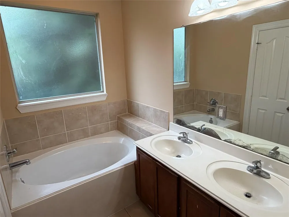 20103 Goldlake Drive Katy, TX 77449