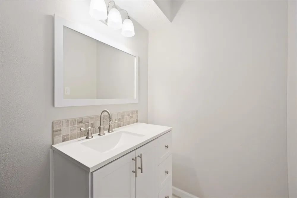 9809 Condor Drive Conroe, TX 77385