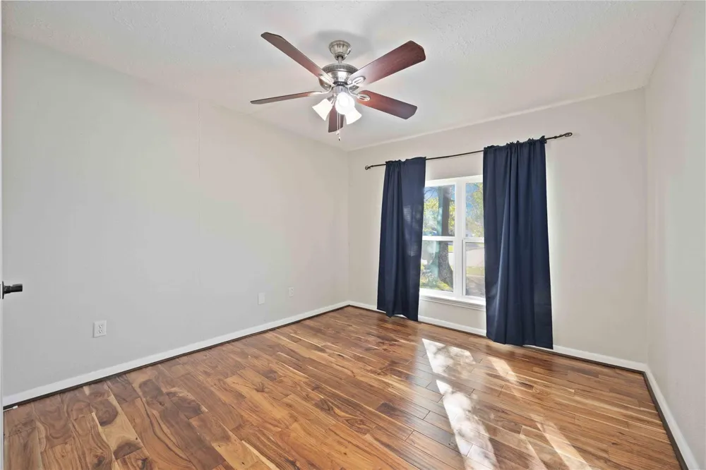 9809 Condor Drive Conroe, TX 77385