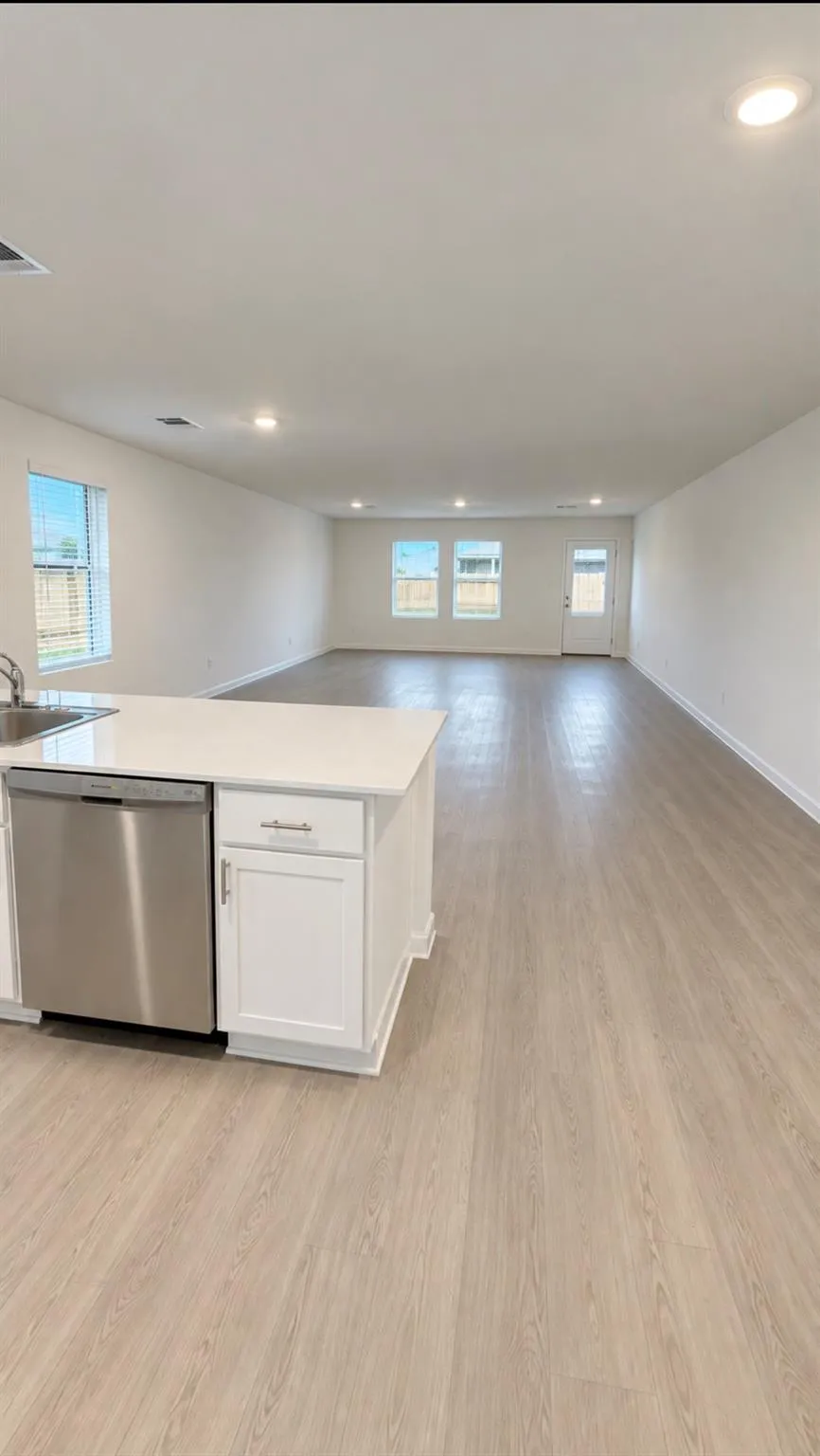 2028 Solstice Landing Dr Brookshire, TX 77423