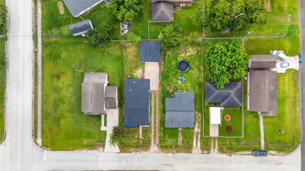 6909 Anderson Street Texas City, TX 77591