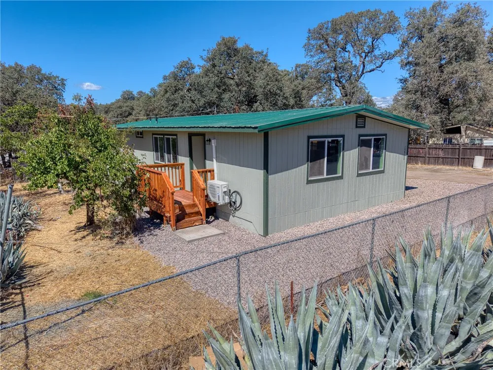 15980 32nd Clearlake, CA 95422