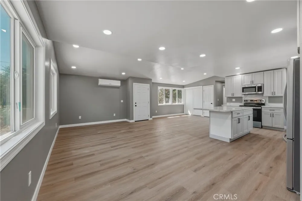 15980 32nd Clearlake, CA 95422